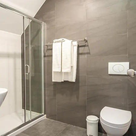 Ensuite 5 Rochedo Santo Isidoro