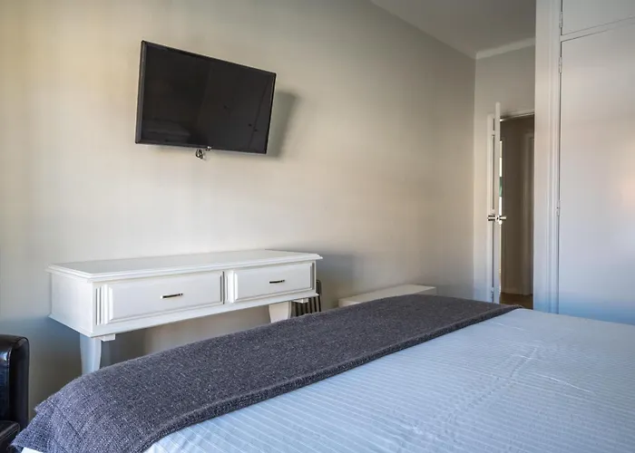 Ensuite 5 Rochedo بيت ضيافة Santo Isidoro